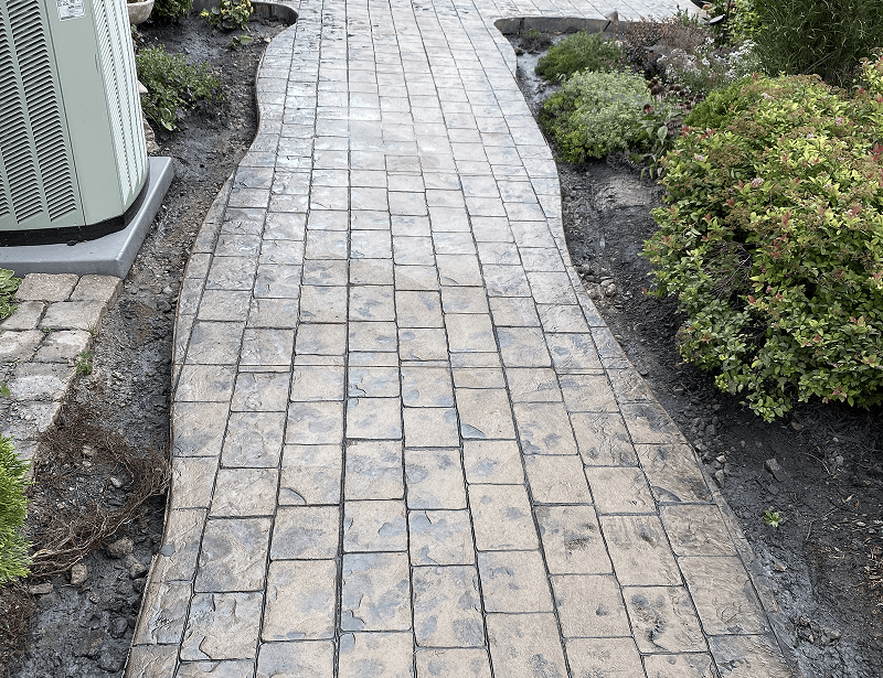 Bloomfield Hills Walkways in Brief