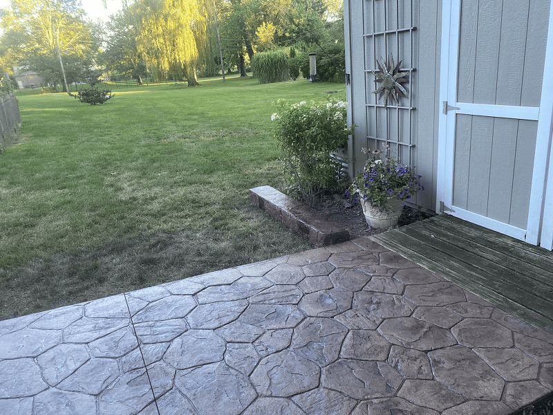 Why Bloomfield Hills Estates Invest in Custom Walkways