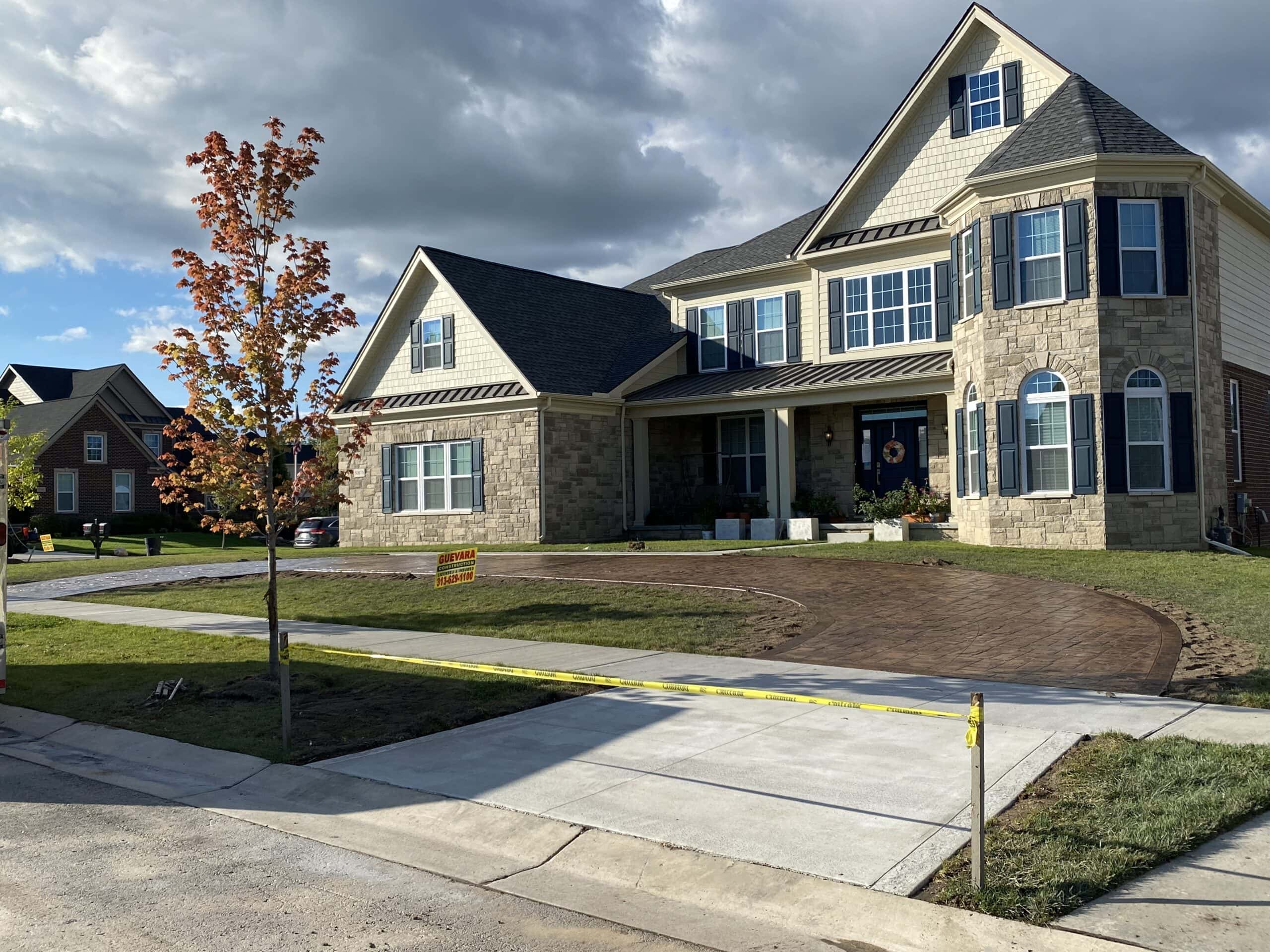 Why Novi Homeowners Call Guevara Construction